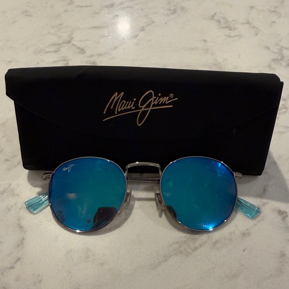 MAUI JIM PŪKAUA